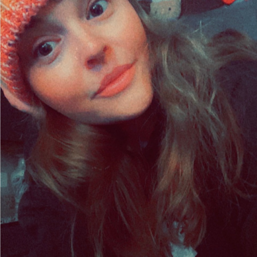 Meet your Posher, Stacie